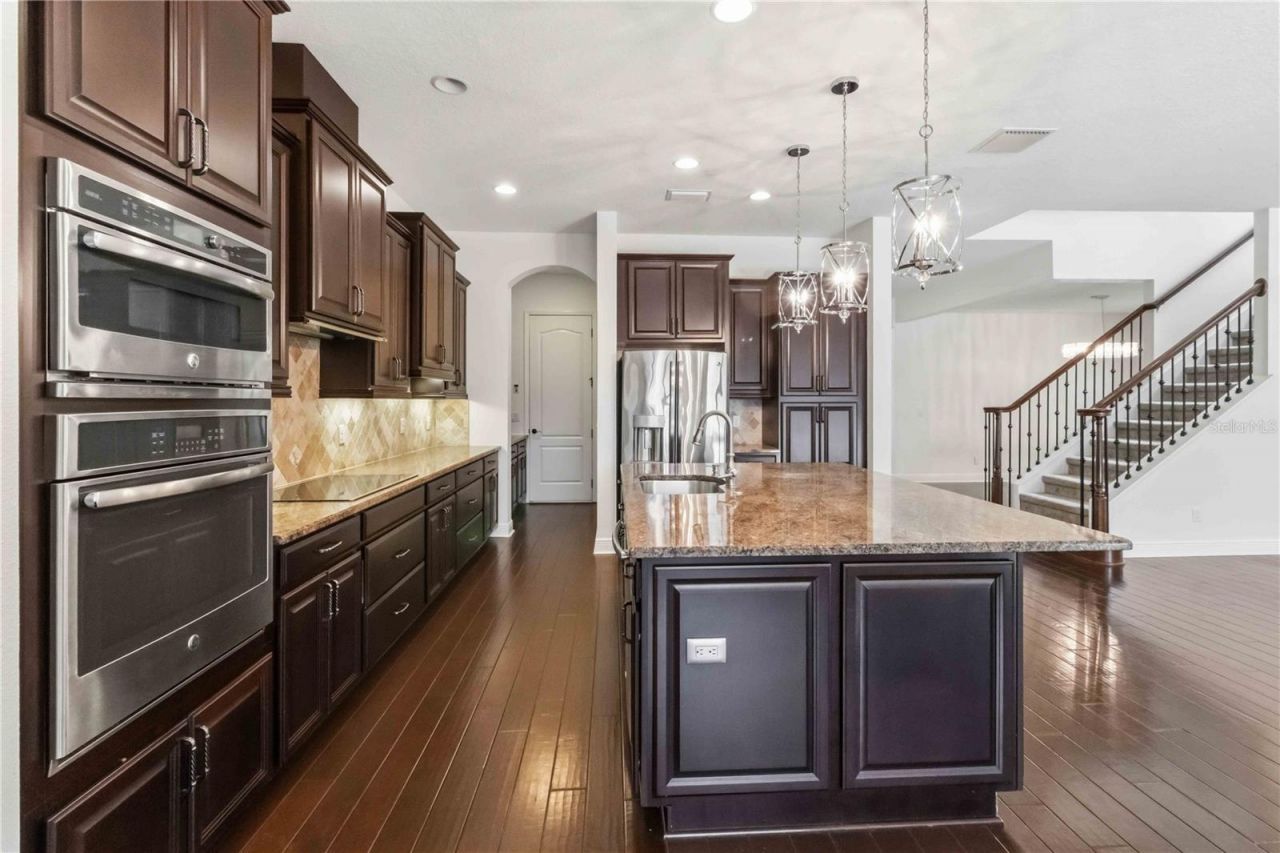 11009 Charmwood Drive , Riverview, FL 33569 Photo