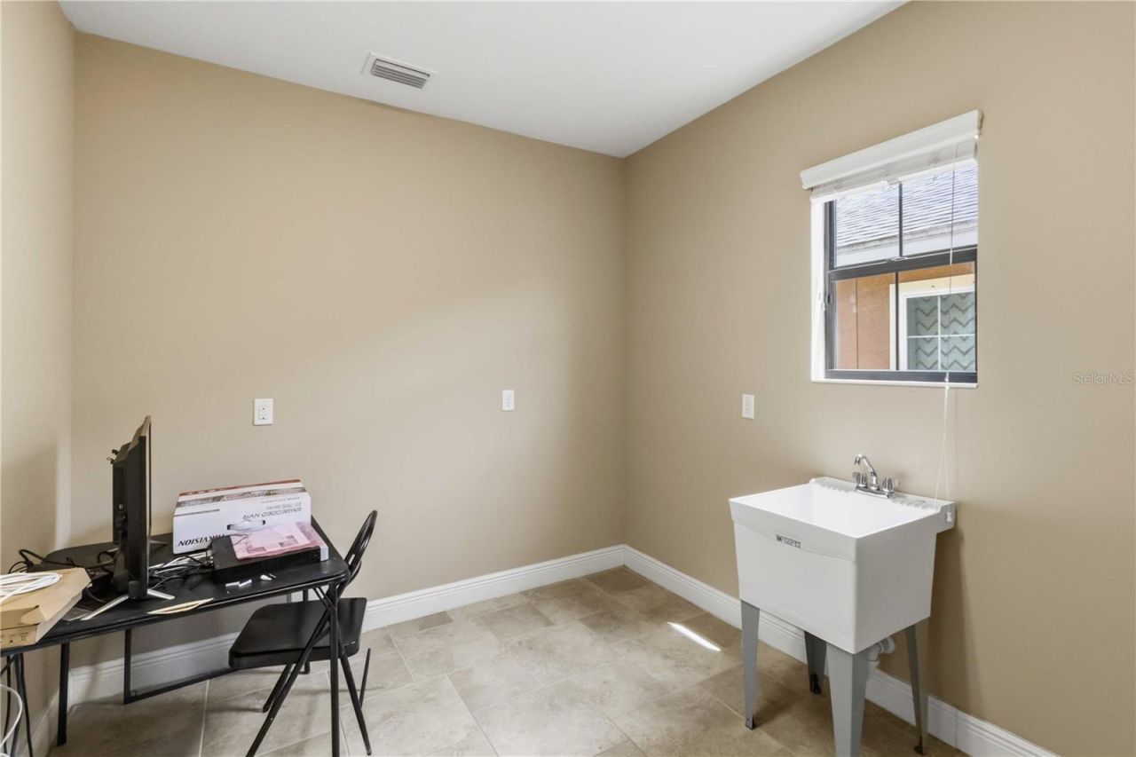 11009 Charmwood Drive , Riverview, FL 33569 Photo