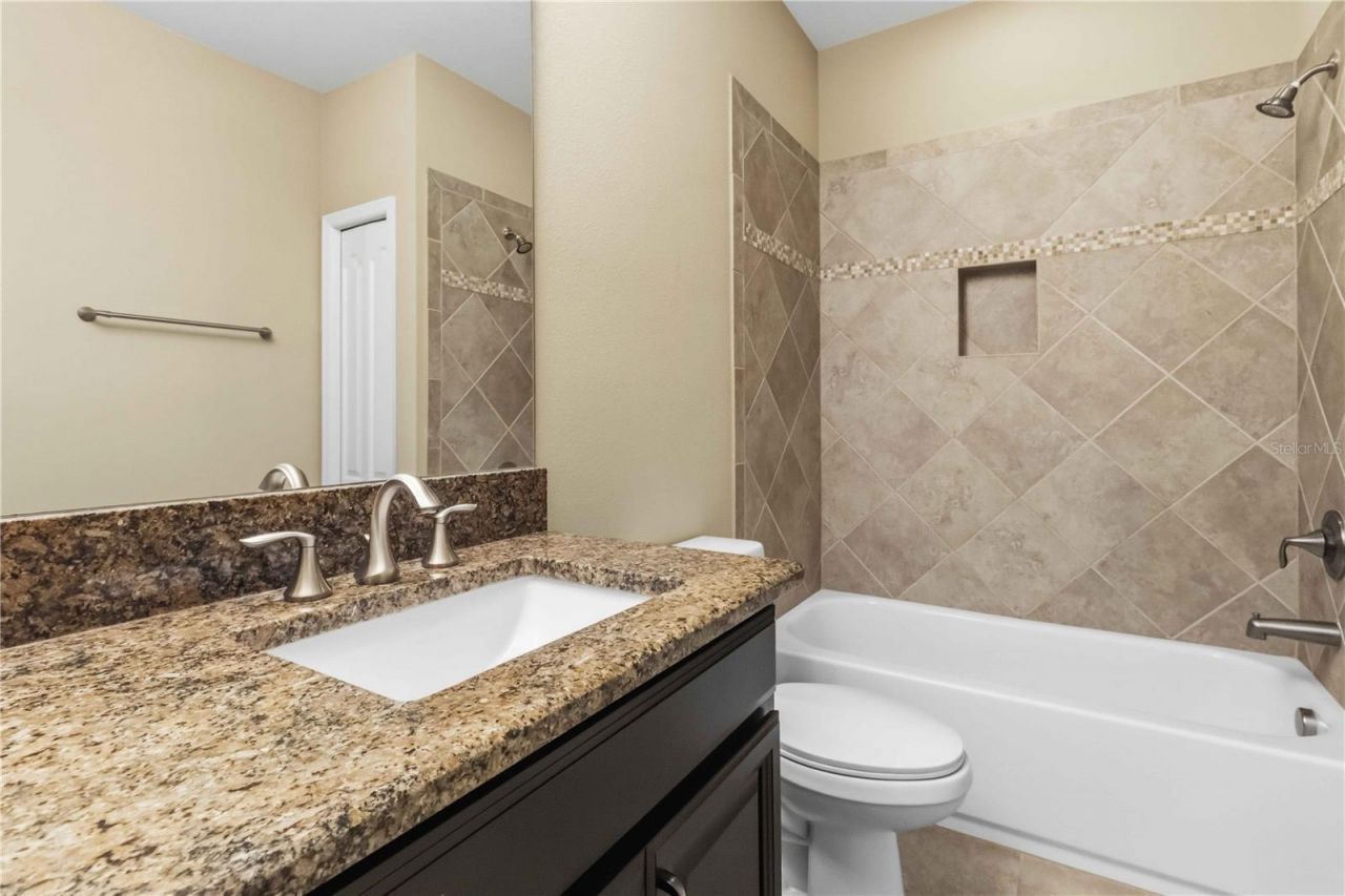11009 Charmwood Drive , Riverview, FL 33569 Photo