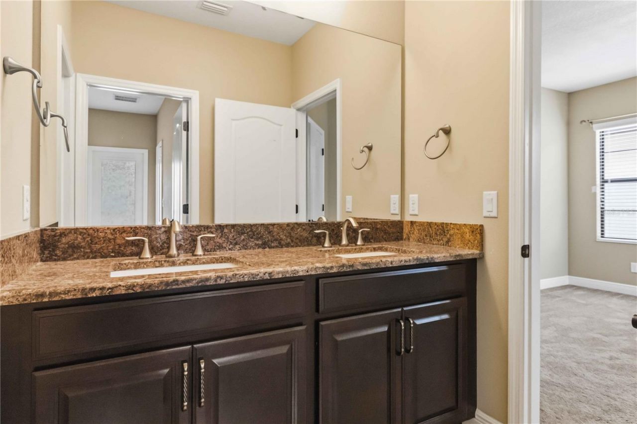 11009 Charmwood Drive , Riverview, FL 33569 Photo