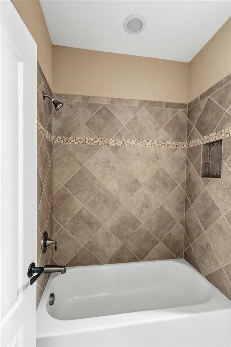 11009 Charmwood Drive , Riverview, FL 33569 Photo