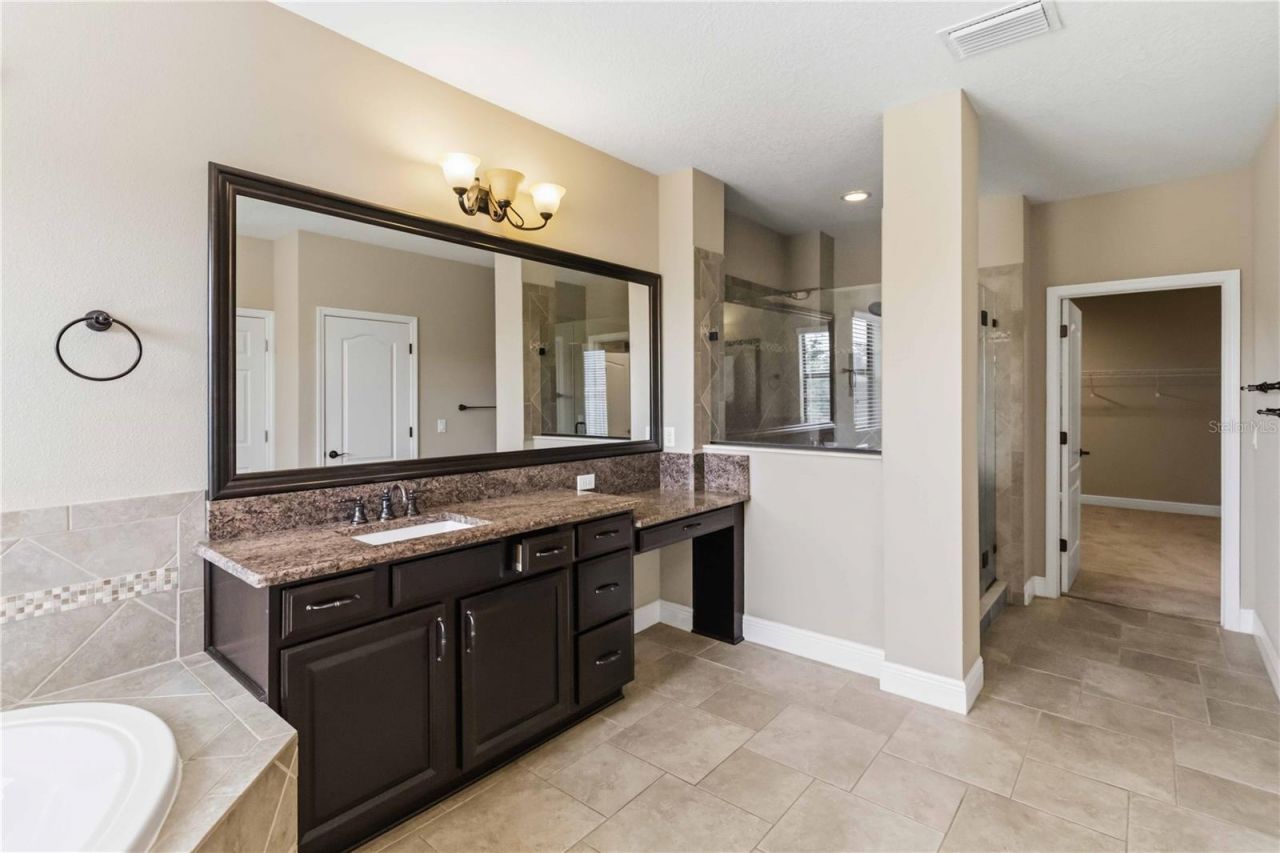 11009 Charmwood Drive , Riverview, FL 33569 Photo