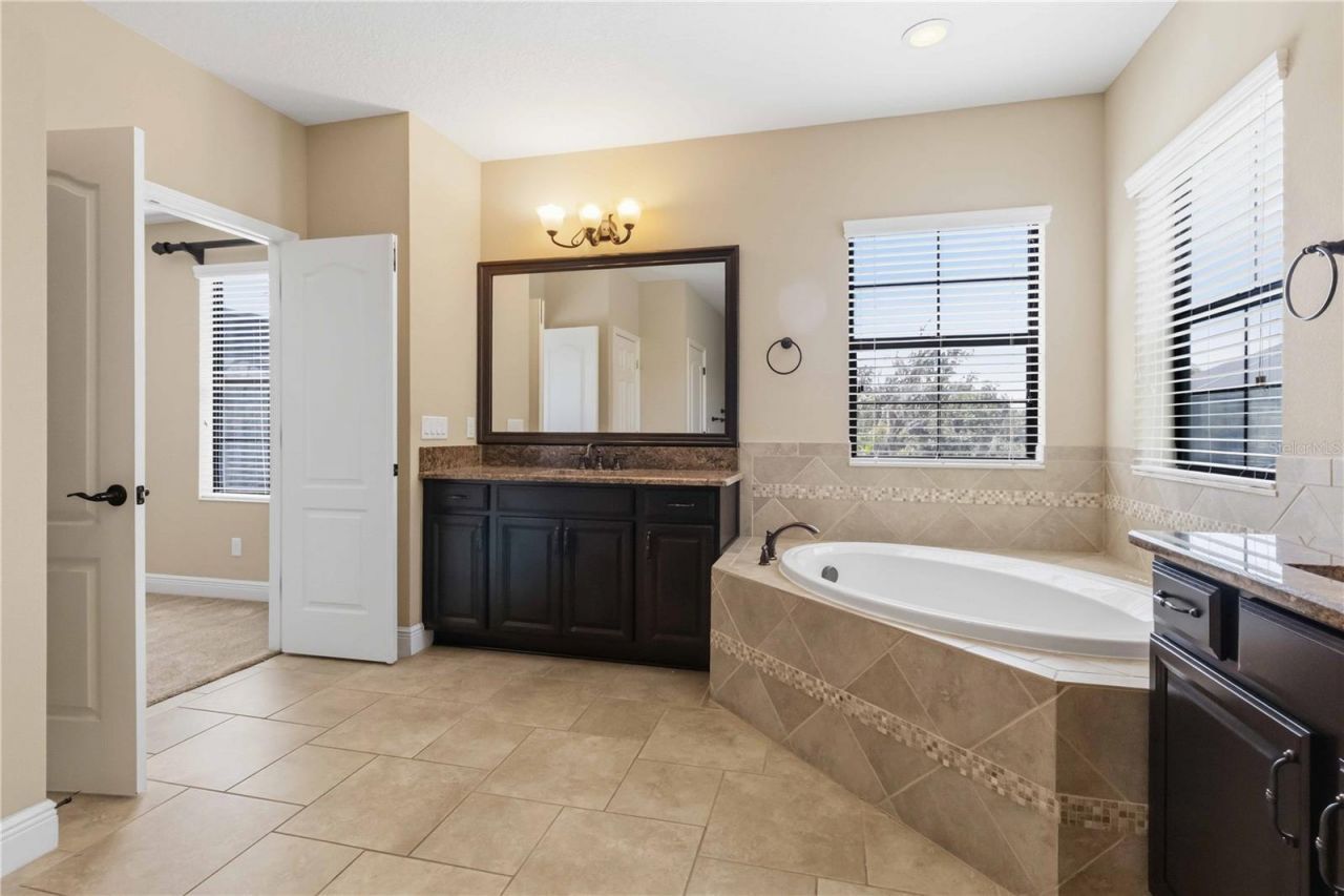 11009 Charmwood Drive , Riverview, FL 33569 Photo