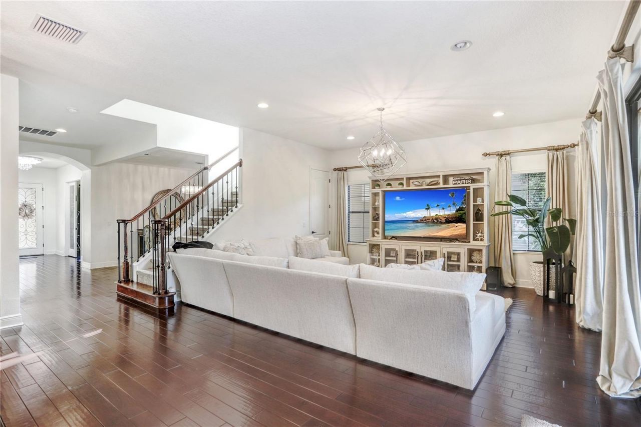 11009 Charmwood Drive , Riverview, FL 33569 Photo