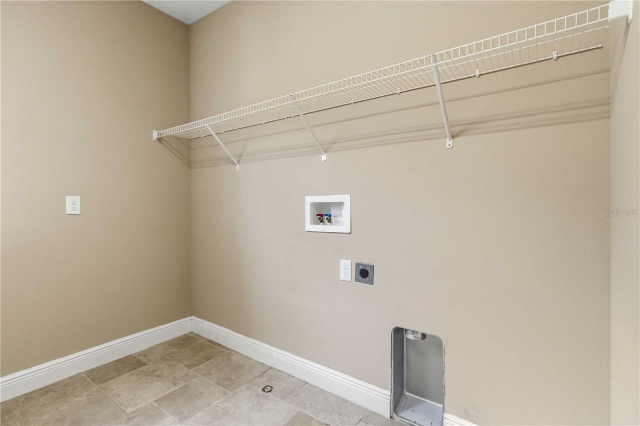 11009 Charmwood Drive , Riverview, FL 33569 Photo