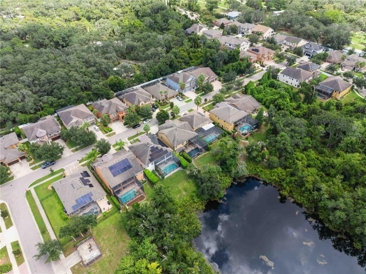 11009 Charmwood Drive , Riverview, FL 33569 Photo