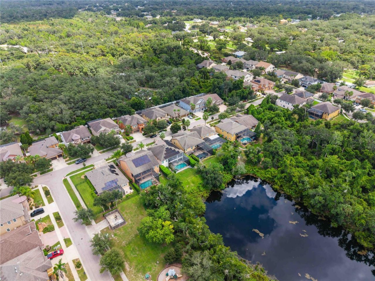 11009 Charmwood Drive , Riverview, FL 33569 Photo