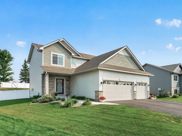 972 Forest Edge Circle, Jordan, MN 55352
