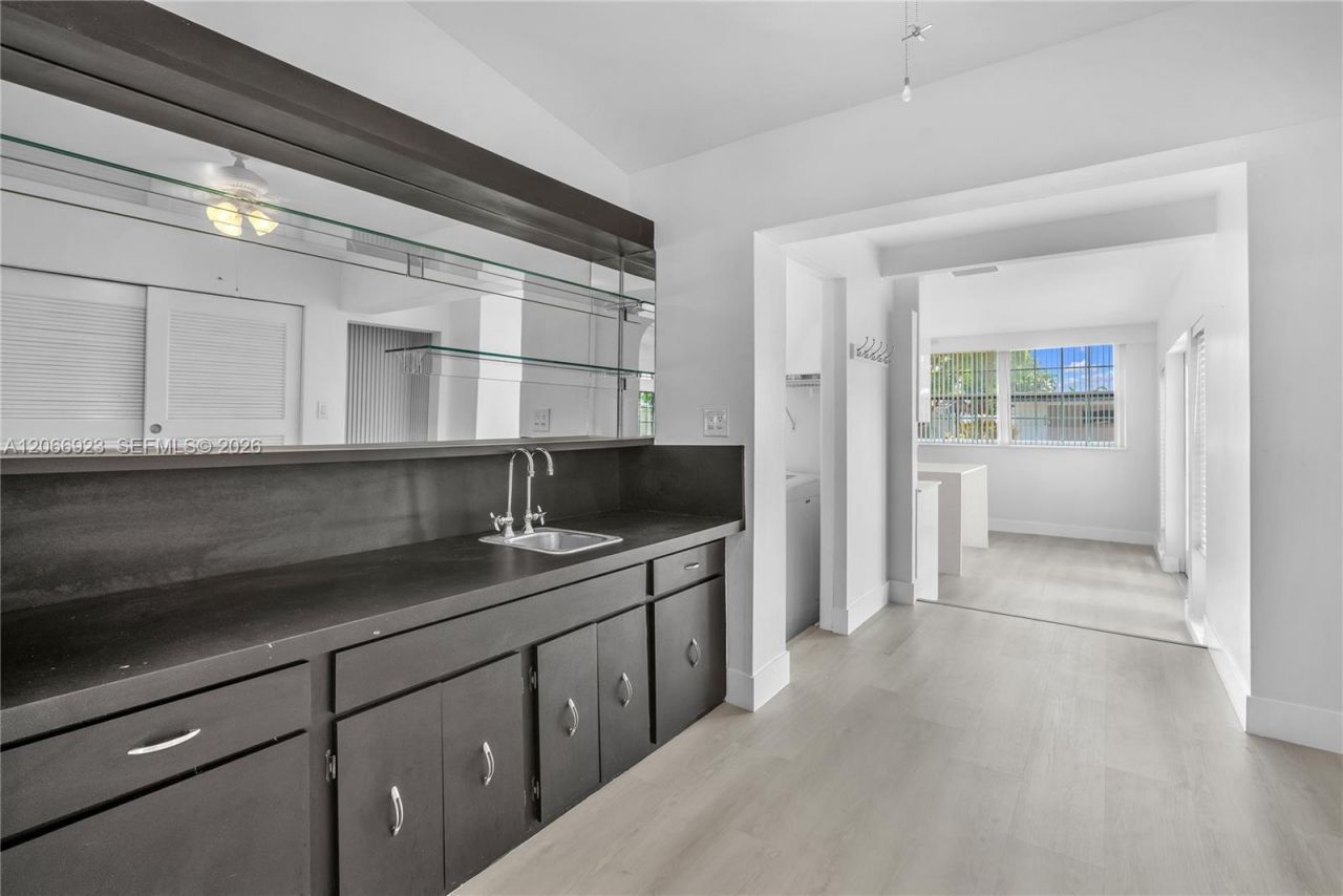 2555 Nassau Ln , Fort Lauderdale, FL 33312 Photo