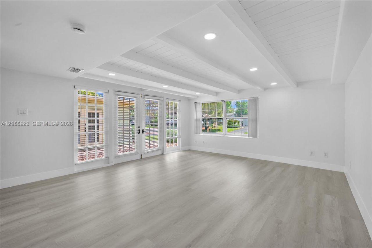 2555 Nassau Ln , Fort Lauderdale, FL 33312 Photo