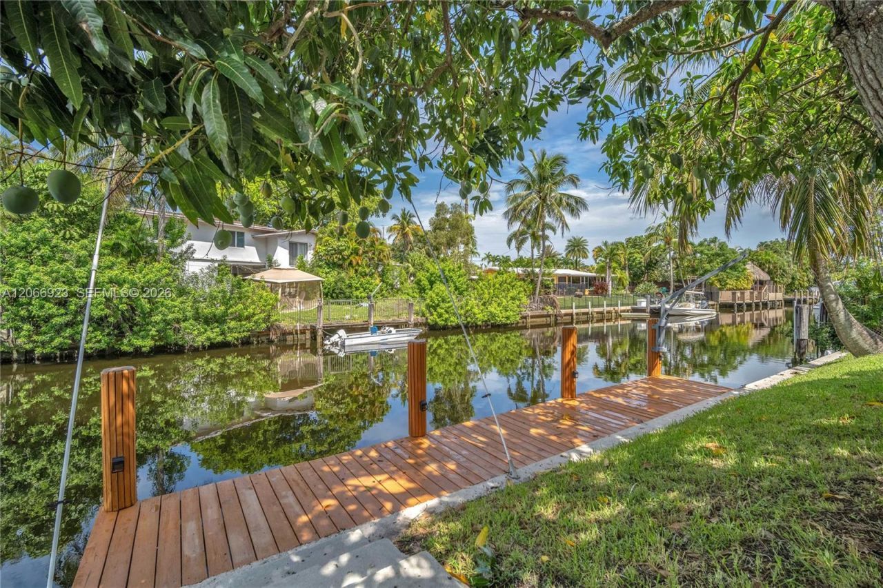 2555 Nassau Ln , Fort Lauderdale, FL 33312 Photo