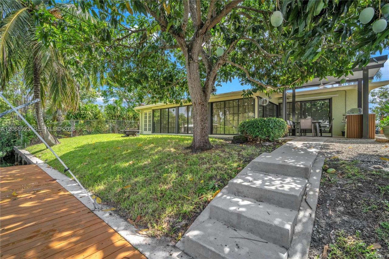 2555 Nassau Ln , Fort Lauderdale, FL 33312 Photo
