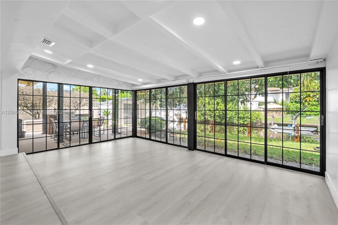 2555 Nassau Ln , Fort Lauderdale, FL 33312 Photo