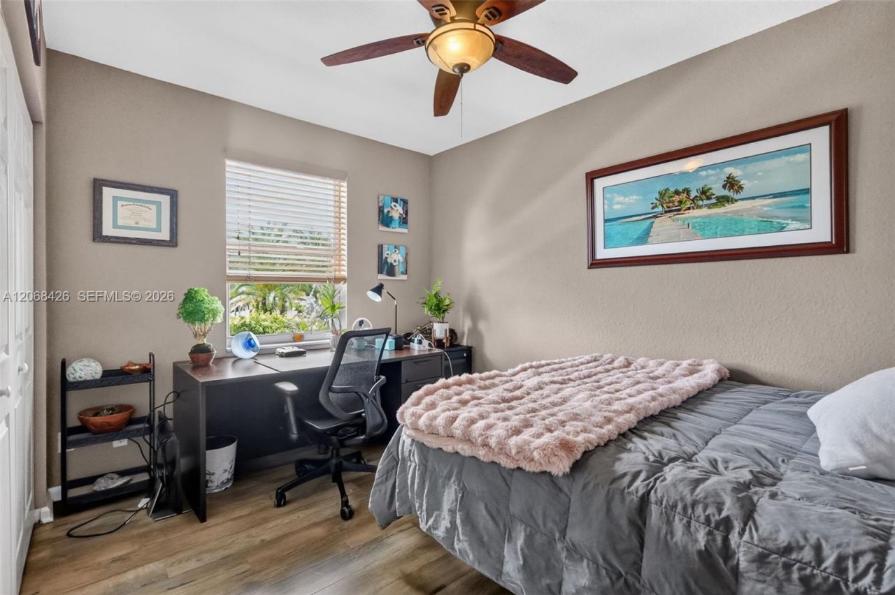 600 SW 167th Way, Pembroke Pines, FL 33027 Photo