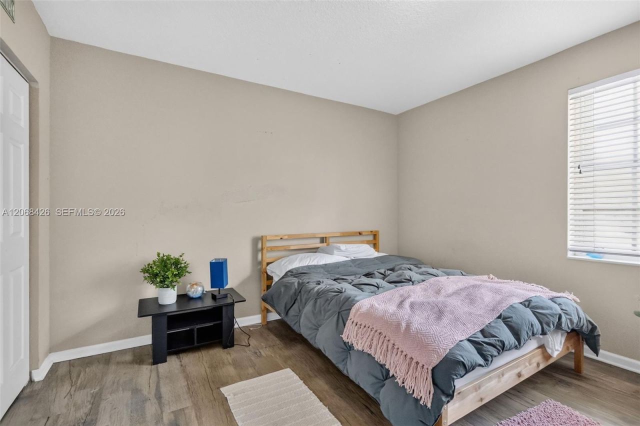 600 SW 167th Way, Pembroke Pines, FL 33027 Photo