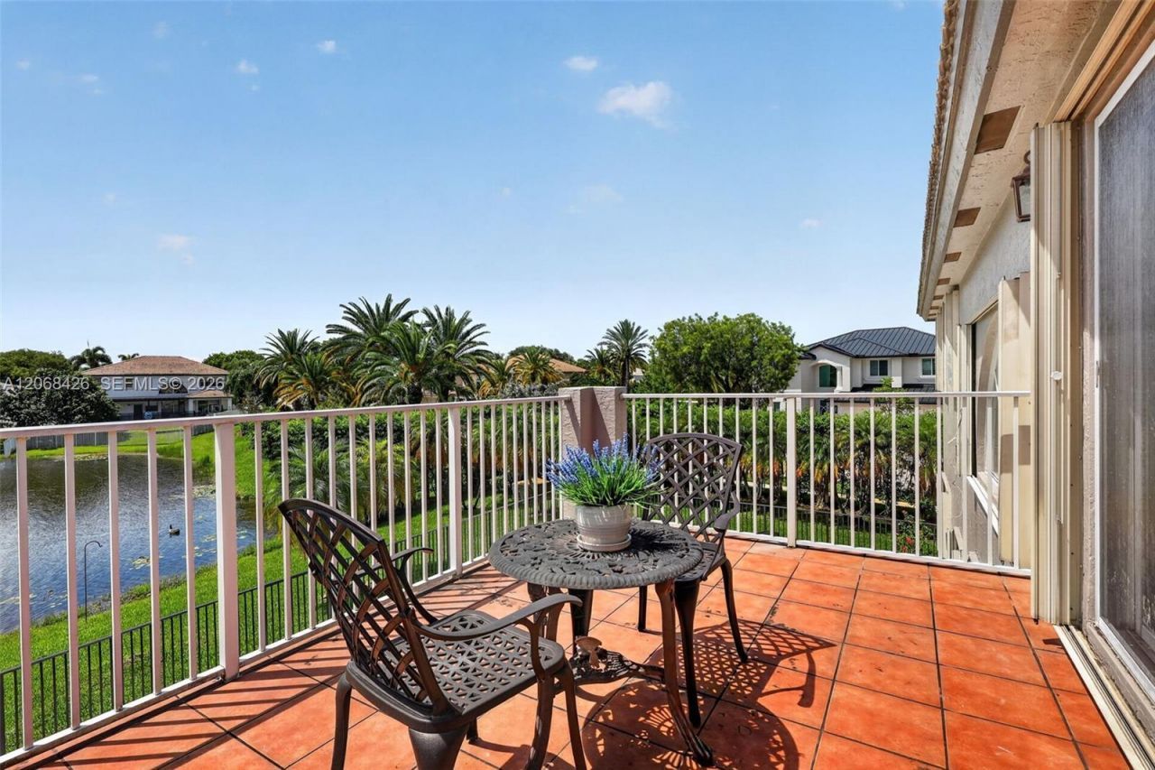 600 SW 167th Way, Pembroke Pines, FL 33027 Photo