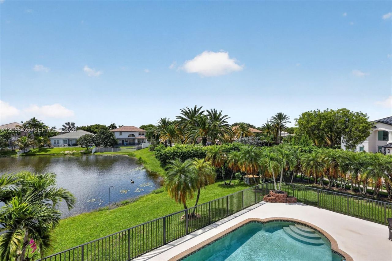 600 SW 167th Way, Pembroke Pines, FL 33027 Photo