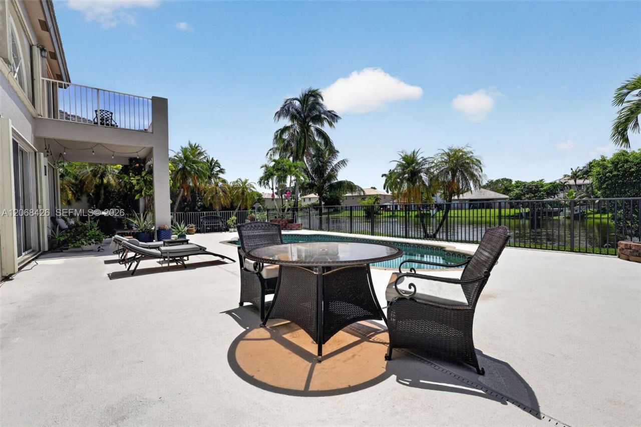 600 SW 167th Way, Pembroke Pines, FL 33027 Photo