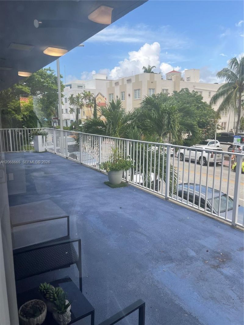 1255 Collins Ave , Unit 705, Miami Beach, FL 33139 Photo