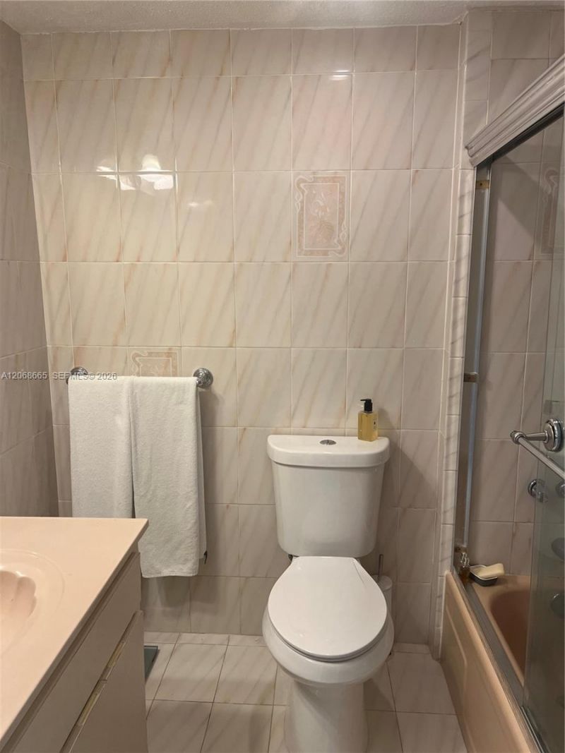1255 Collins Ave , Unit 705, Miami Beach, FL 33139 Photo