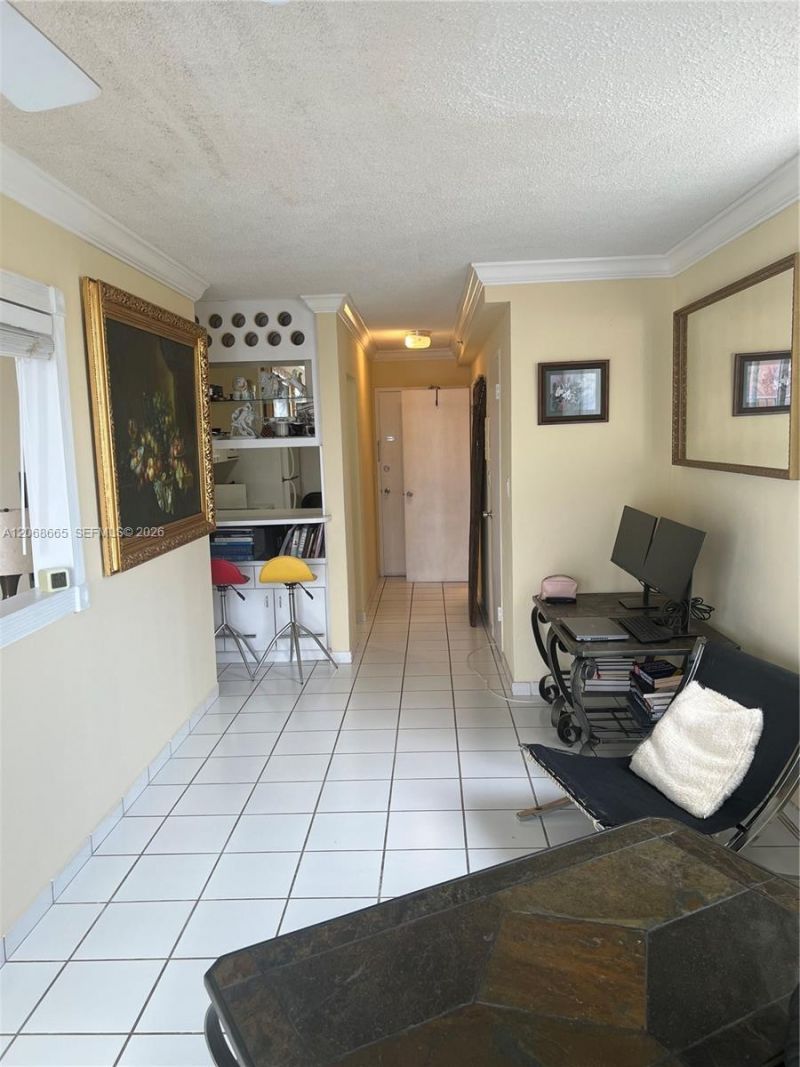 1255 Collins Ave , Unit 705, Miami Beach, FL 33139 Photo