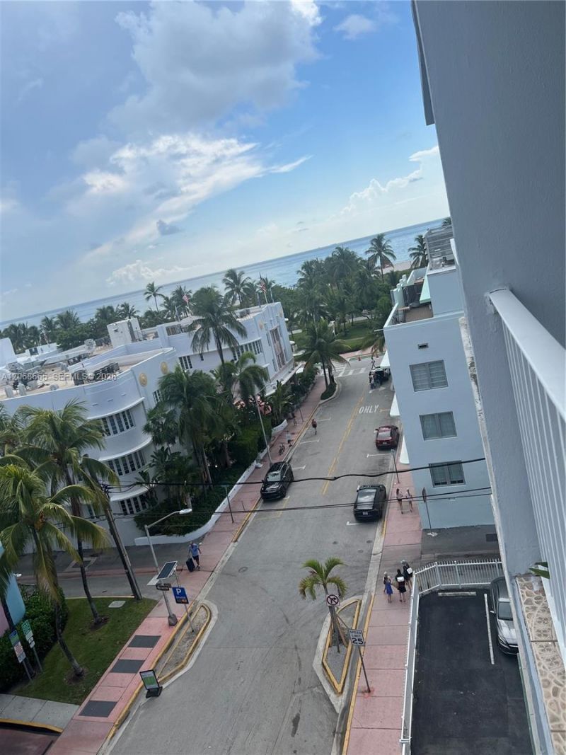 1255 Collins Ave , Unit 705, Miami Beach, FL 33139 Photo