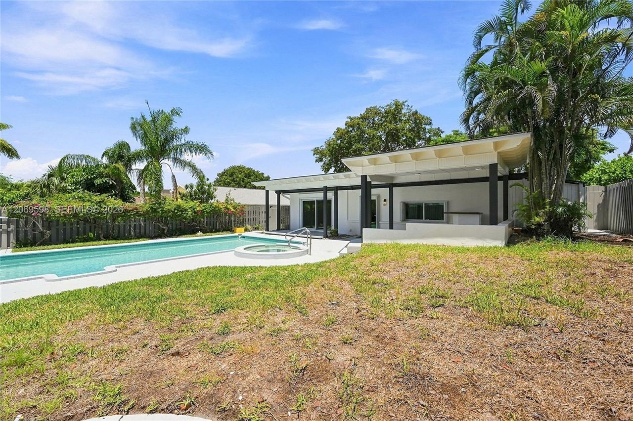450 SW 1st St , Boca Raton, FL 33432 Photo