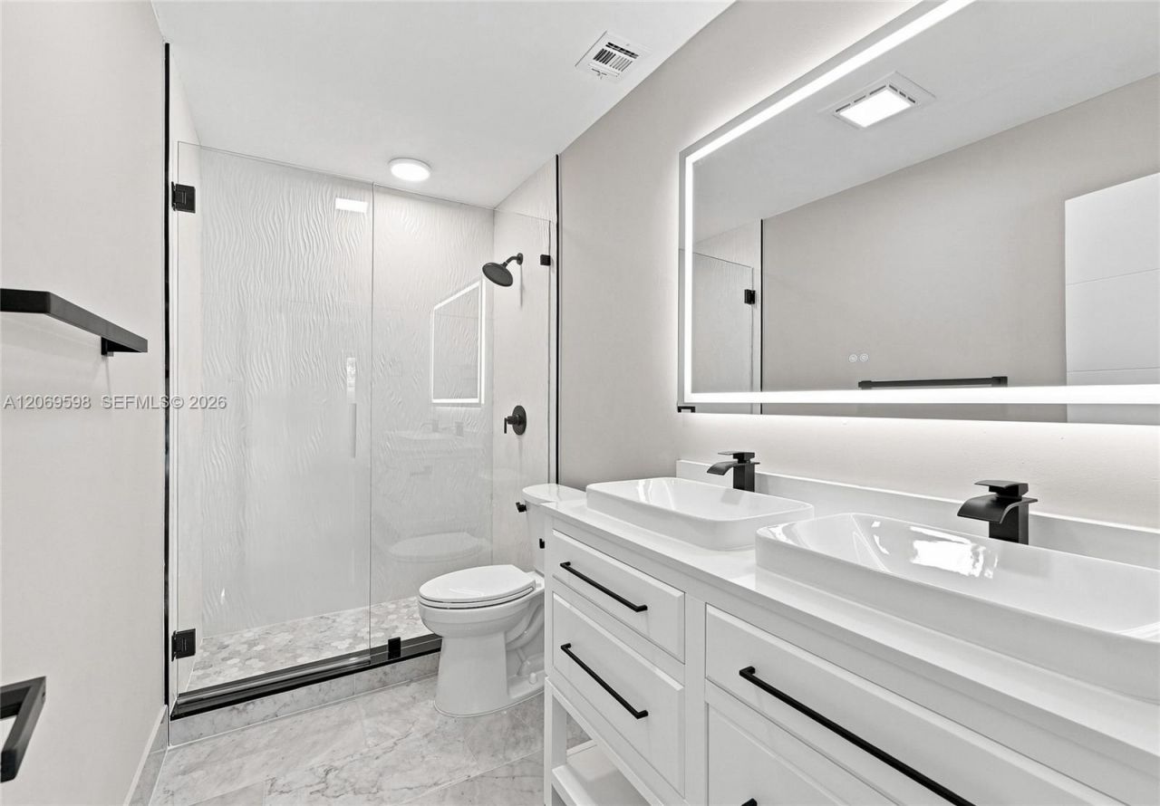 450 SW 1st St , Boca Raton, FL 33432 Photo