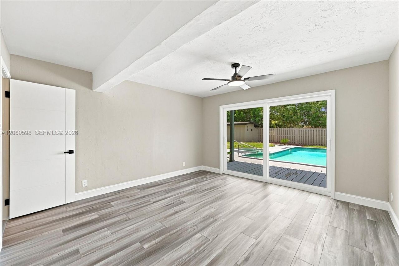 450 SW 1st St , Boca Raton, FL 33432 Photo