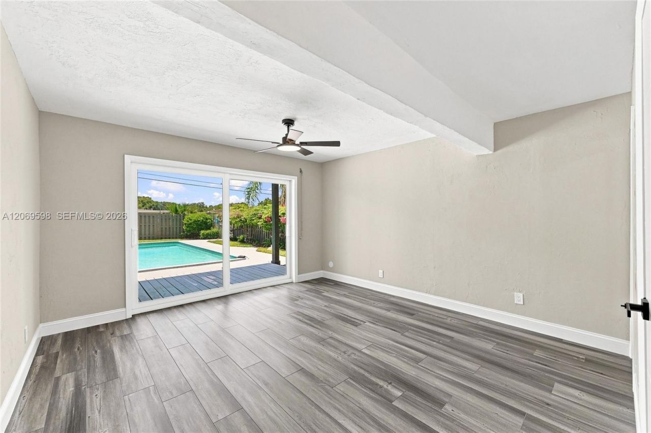 450 SW 1st St , Boca Raton, FL 33432 Photo