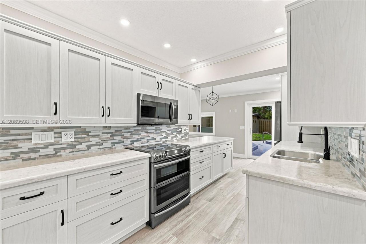 450 SW 1st St , Boca Raton, FL 33432 Photo