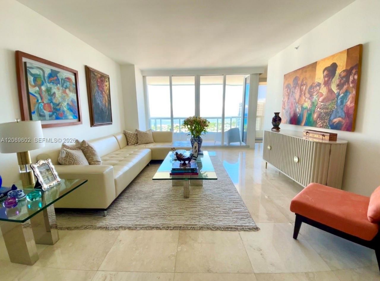 21055 Yacht Club Dr , Unit 2710, Aventura, FL 33180 Photo