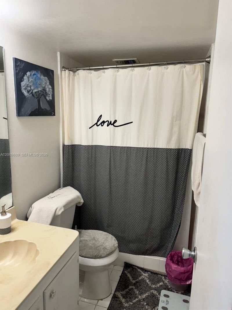 2020 NE 135th St , Unit 609, North Miami, FL 33181 Photo