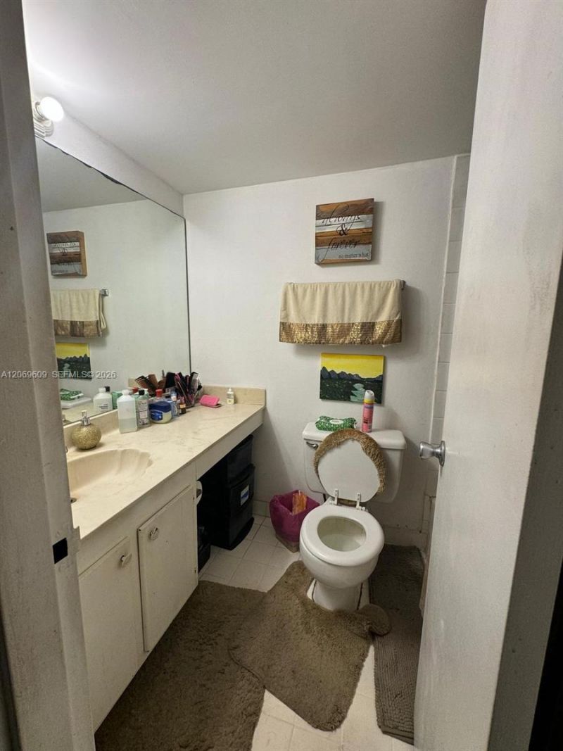 2020 NE 135th St , Unit 609, North Miami, FL 33181 Photo