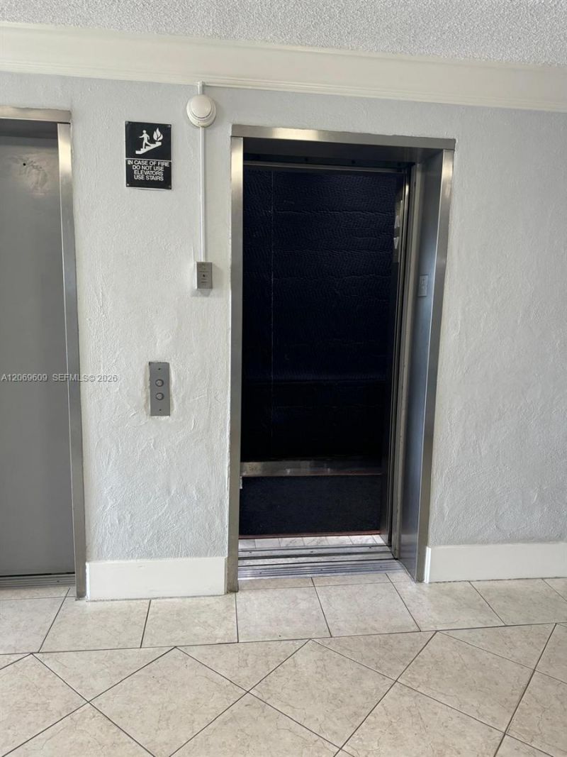 2020 NE 135th St , Unit 609, North Miami, FL 33181 Photo