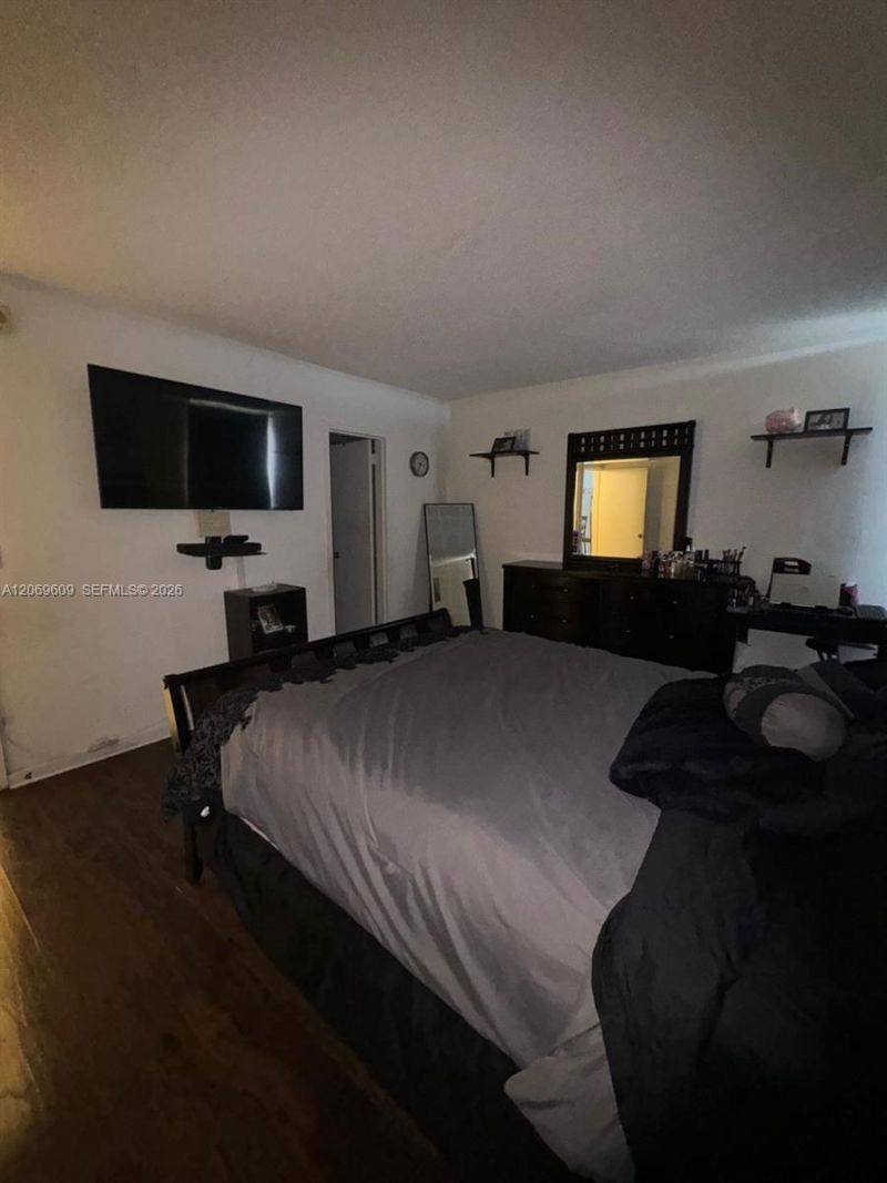 2020 NE 135th St , Unit 609, North Miami, FL 33181 Photo