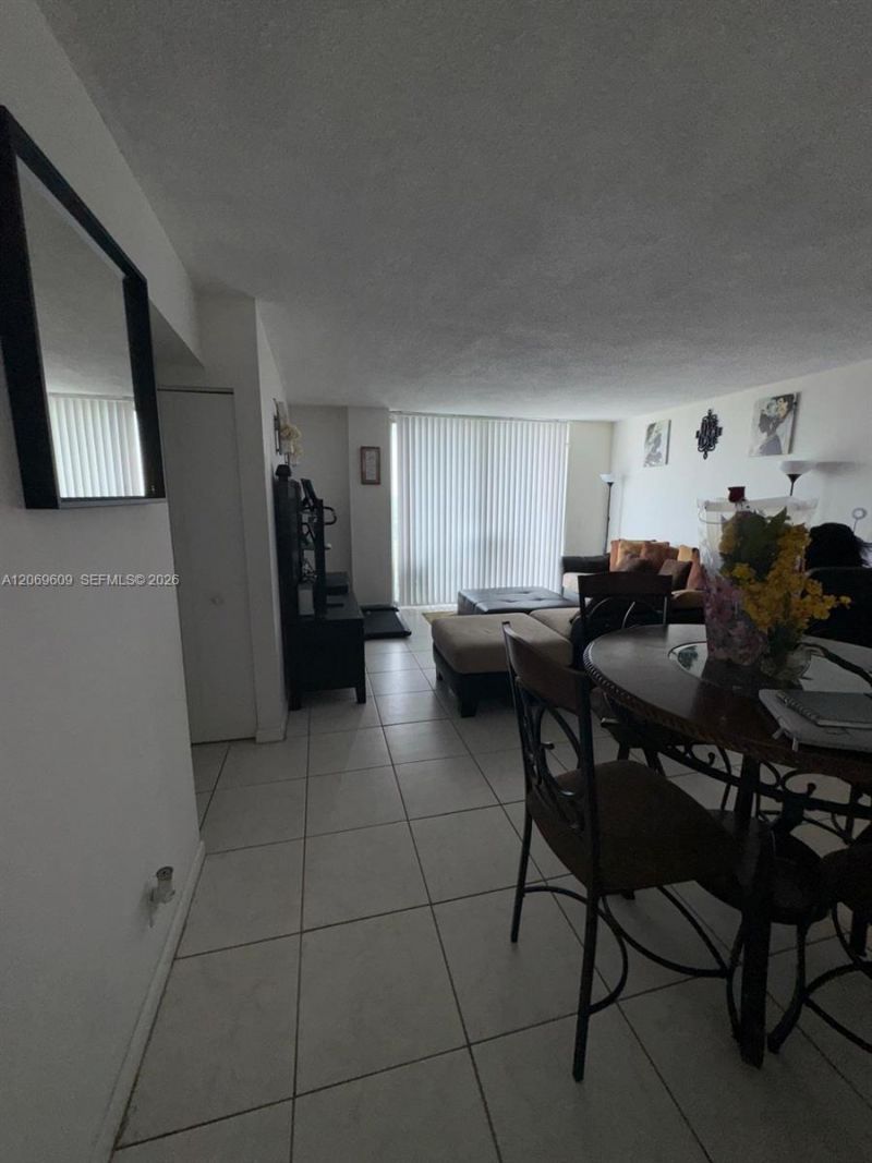 2020 NE 135th St , Unit 609, North Miami, FL 33181 Photo