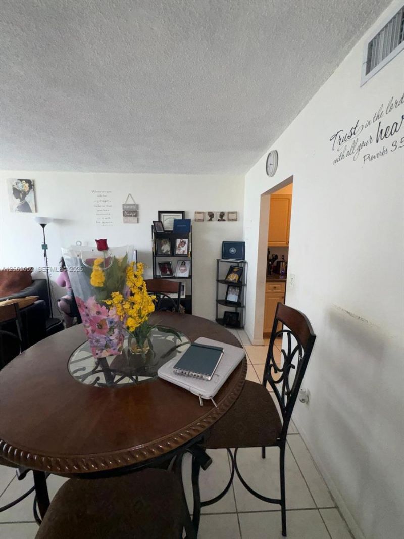 2020 NE 135th St , Unit 609, North Miami, FL 33181 Photo