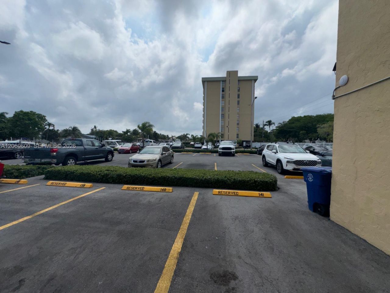 2020 NE 135th St , Unit 609, North Miami, FL 33181 Photo