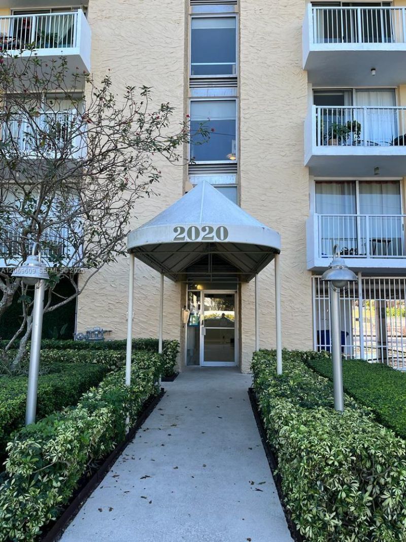2020 NE 135th St , Unit 609, North Miami, FL 33181 Photo