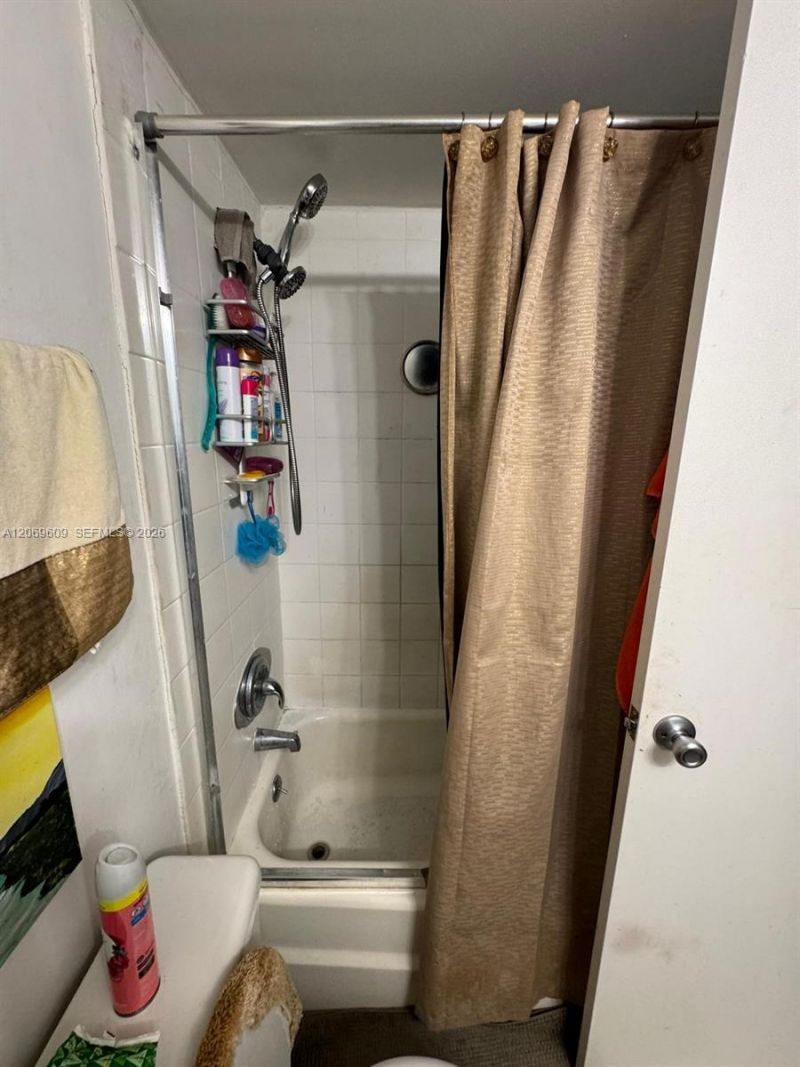 2020 NE 135th St , Unit 609, North Miami, FL 33181 Photo