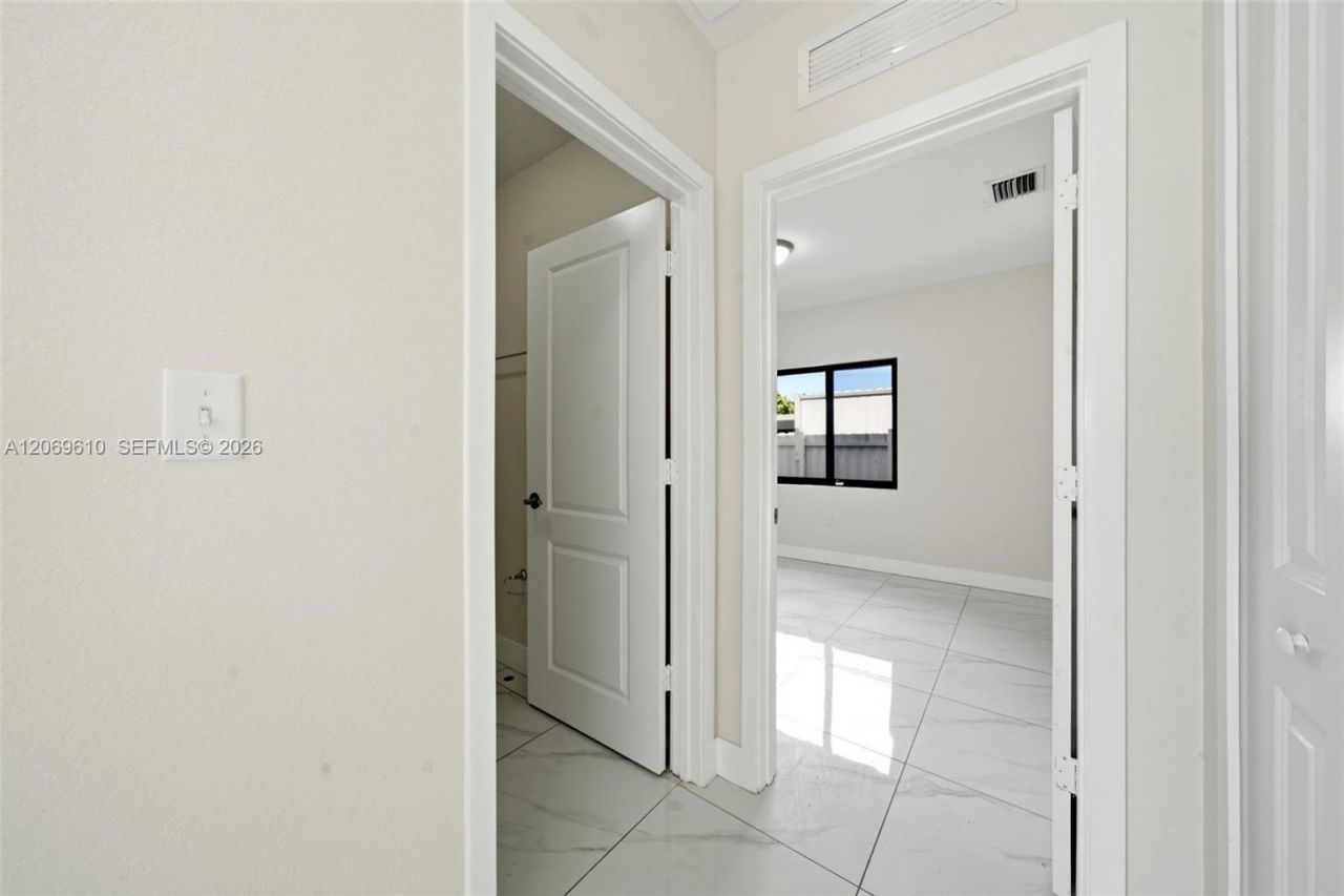 11982 SW 213th St , Unit 11982, Miami, FL 33177 Photo