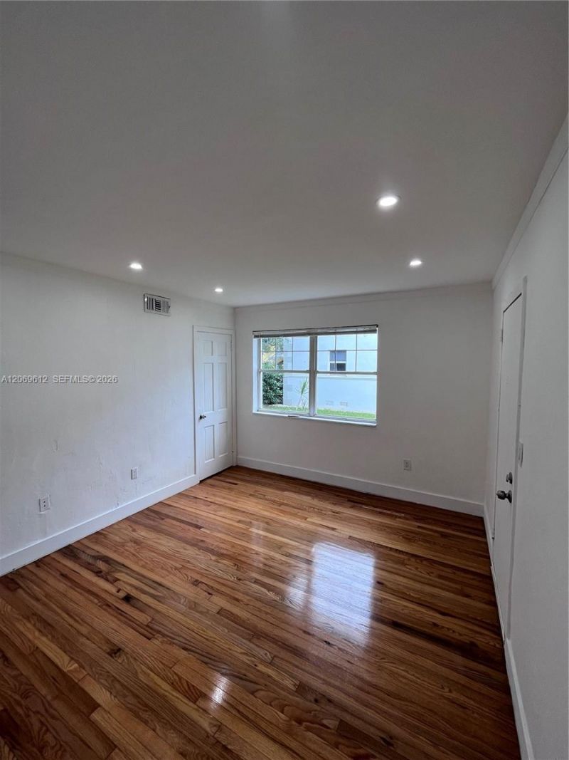 15 Sidonia Ave , Unit 3, Coral Gables, FL 33134 Photo