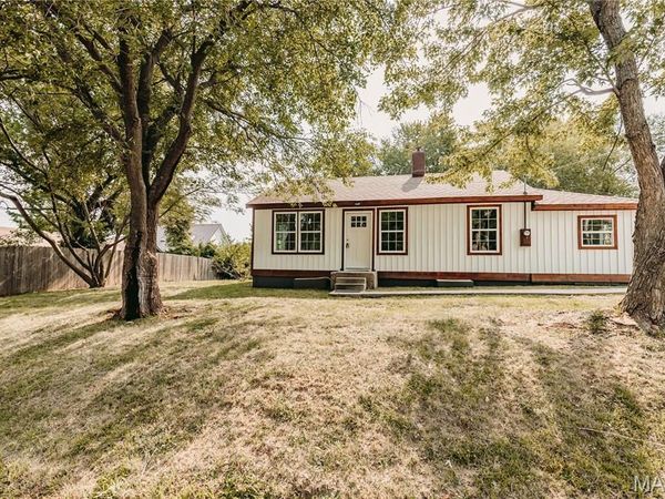 303 S Pine Street, Dixon, MO 65459