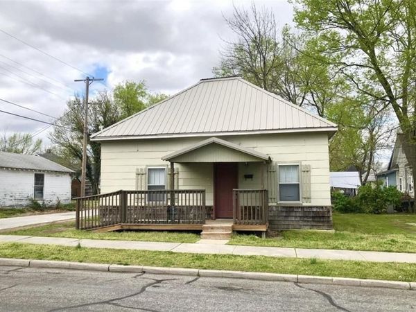 609 E 15th Street, Joplin, MO 64804
