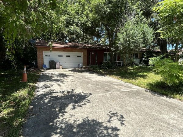 840 Pineapple Road, South Daytona, FL 32119