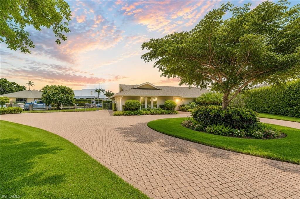 2185 Trout Ct , Naples, FL 34102 Photo