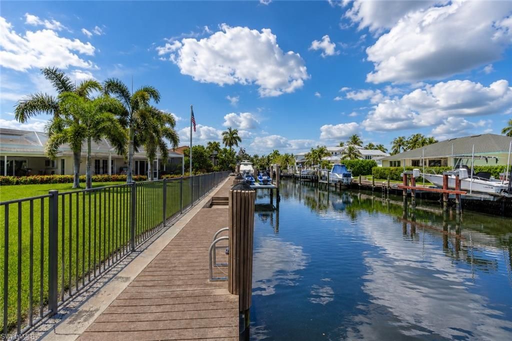 2185 Trout Ct , Naples, FL 34102 Photo