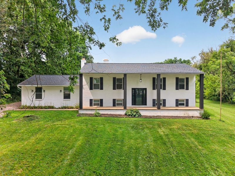4833 Columbus Road, Centerburg, OH 43011 Photo 1