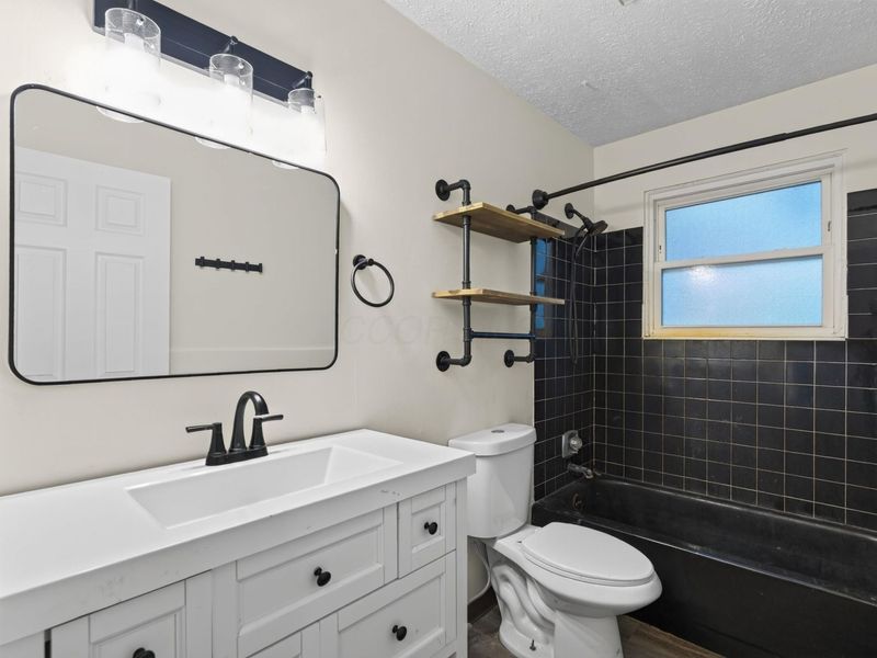 4833 Columbus Road, Centerburg, OH 43011 Photo 14